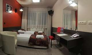 Отель Hotel Ajax Янки Двухместный номер с 1 кроватью или 2 отдельными кроватями-8